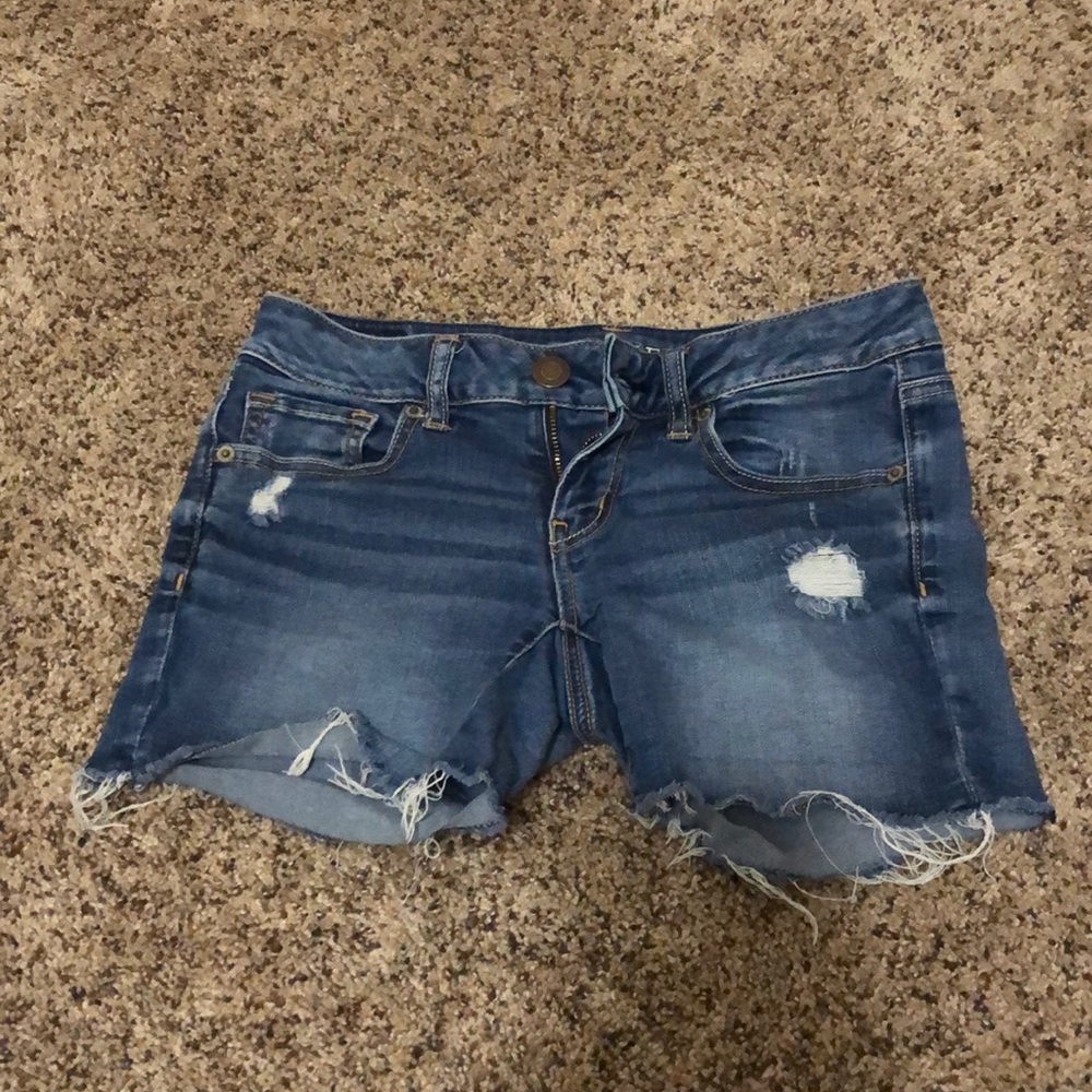 AE - sz 4 - Destroyed Denim Shorts